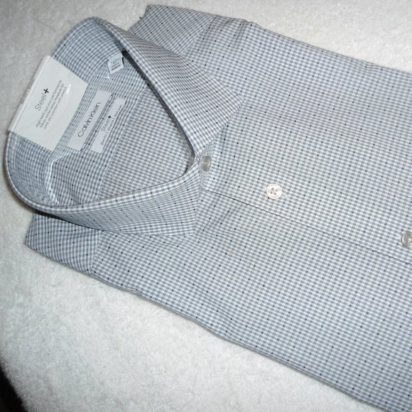 CALVIN KLEIN MED. BLUE CHECKS SLIM FIT DRESS SHIRT - Picture 1 of 5